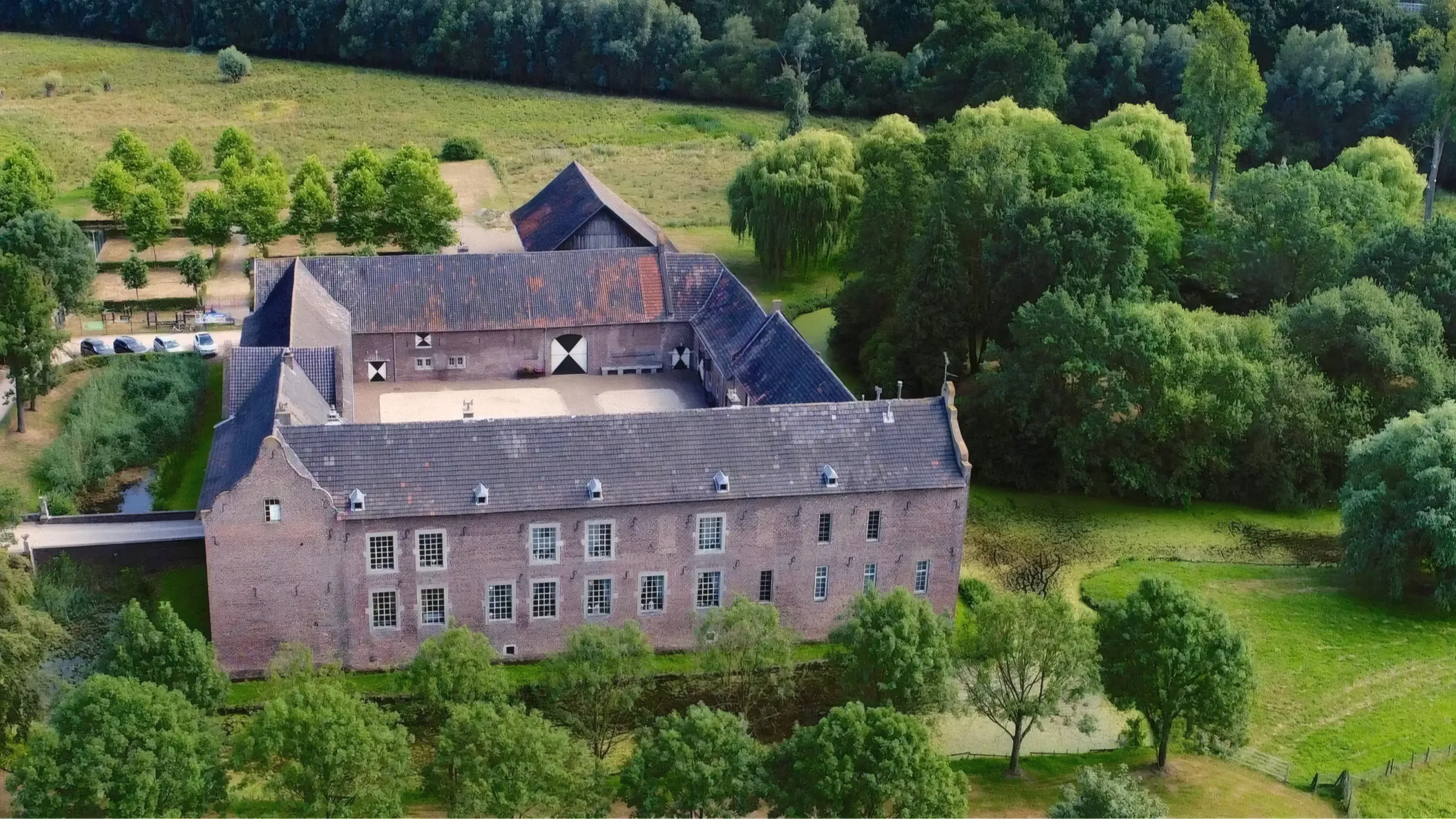 De Mooiste plekken voor een familieshoot in Midden-Limburg — foto 3