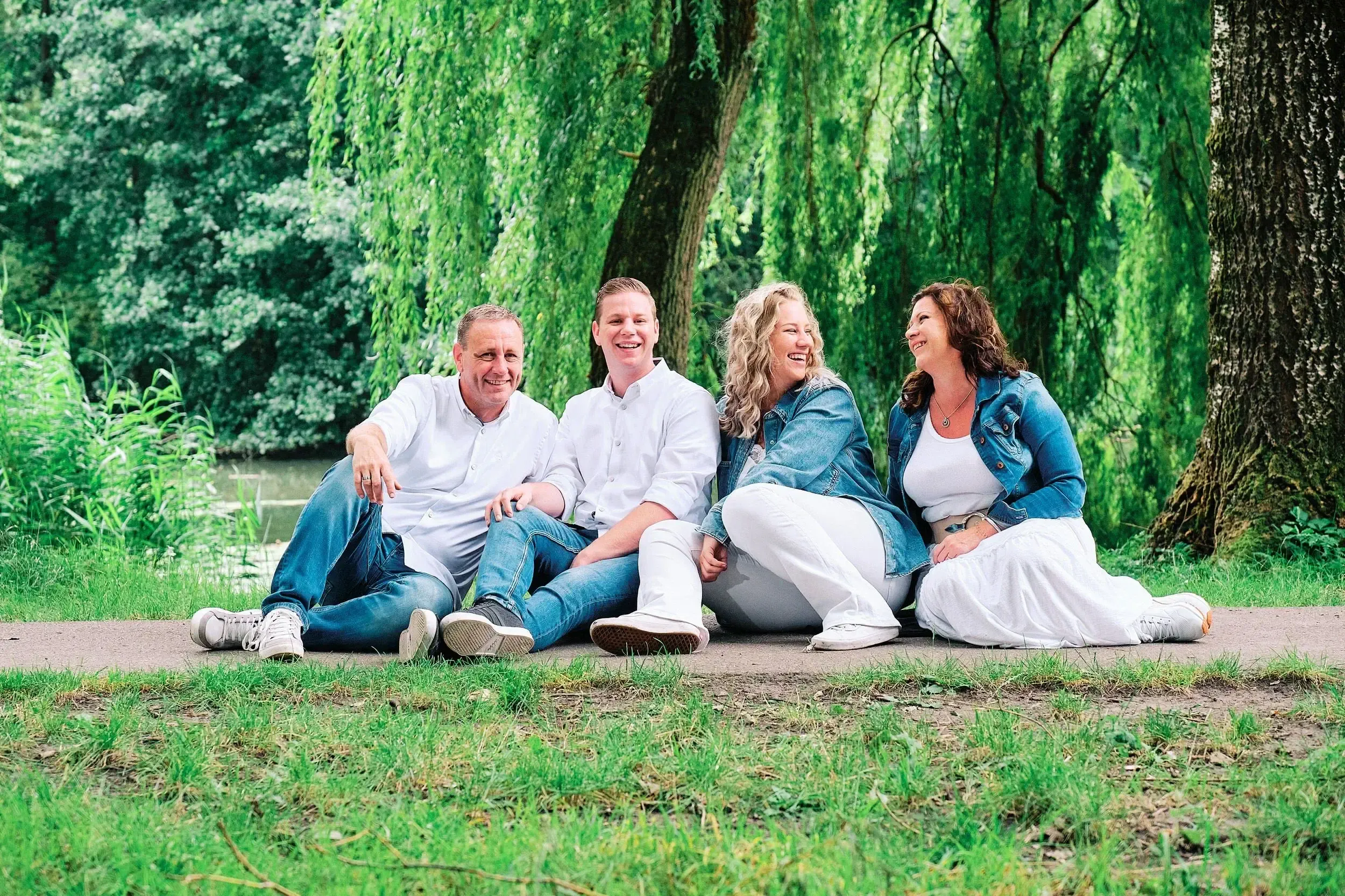 familieshoot gezin in het park