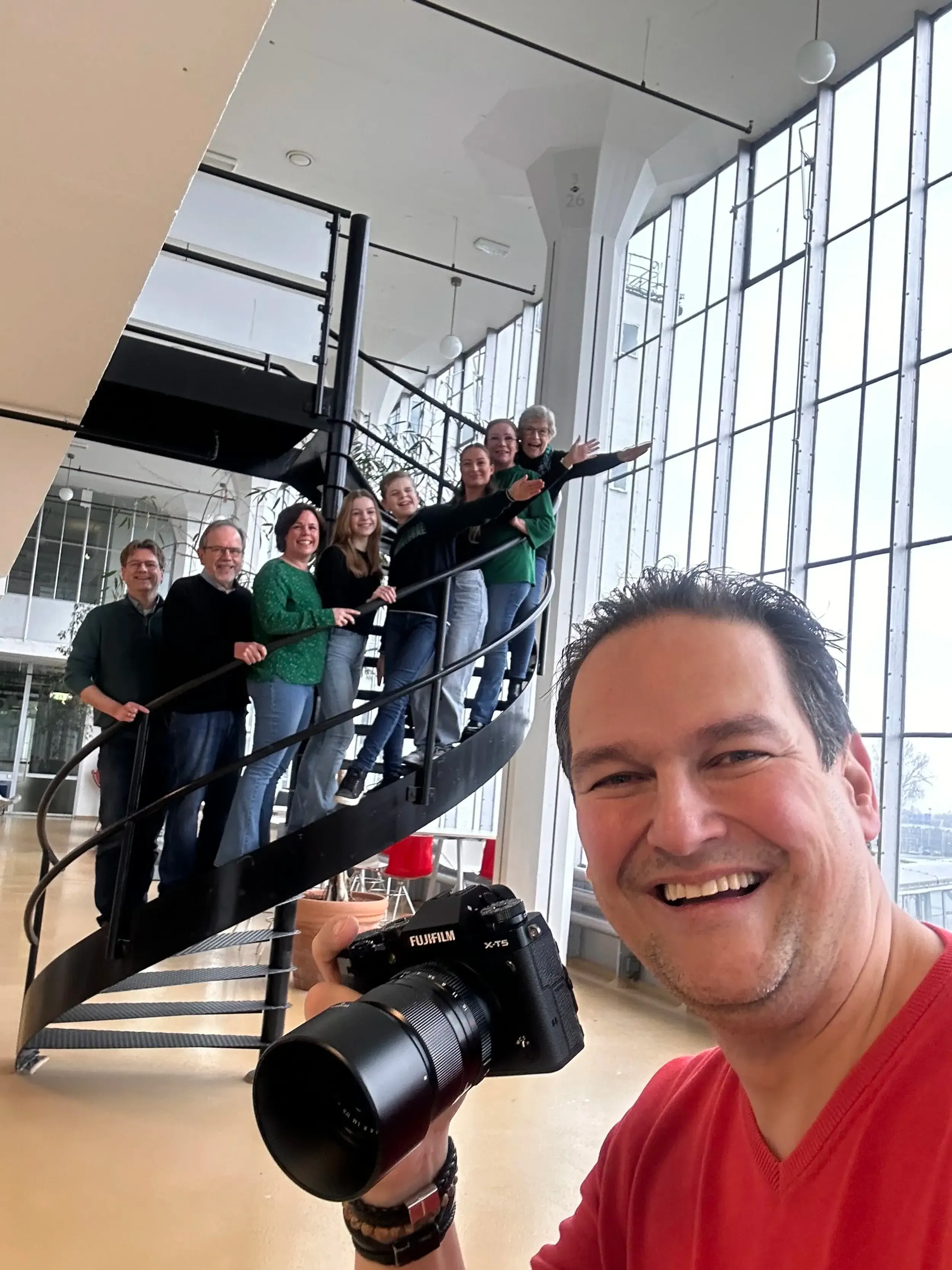 Unieke familie fotoshoot in de iconische Van Nelle Fabriek Rotterdam — foto 3