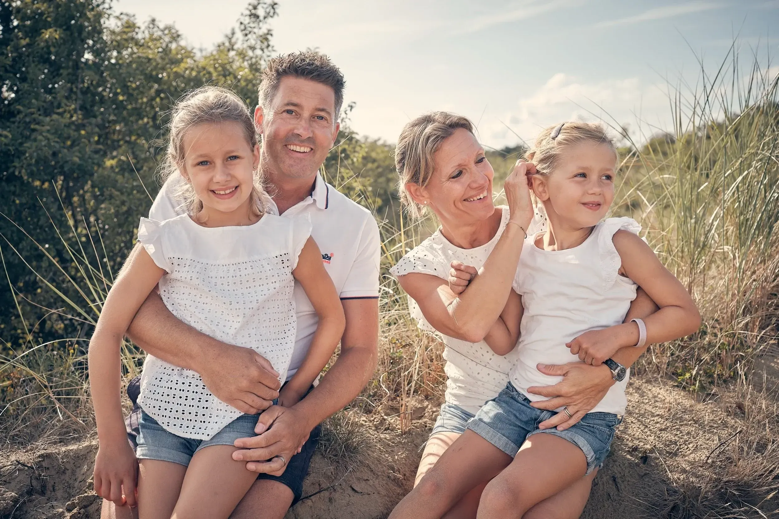 Familie samen tijdens een spontaan moment