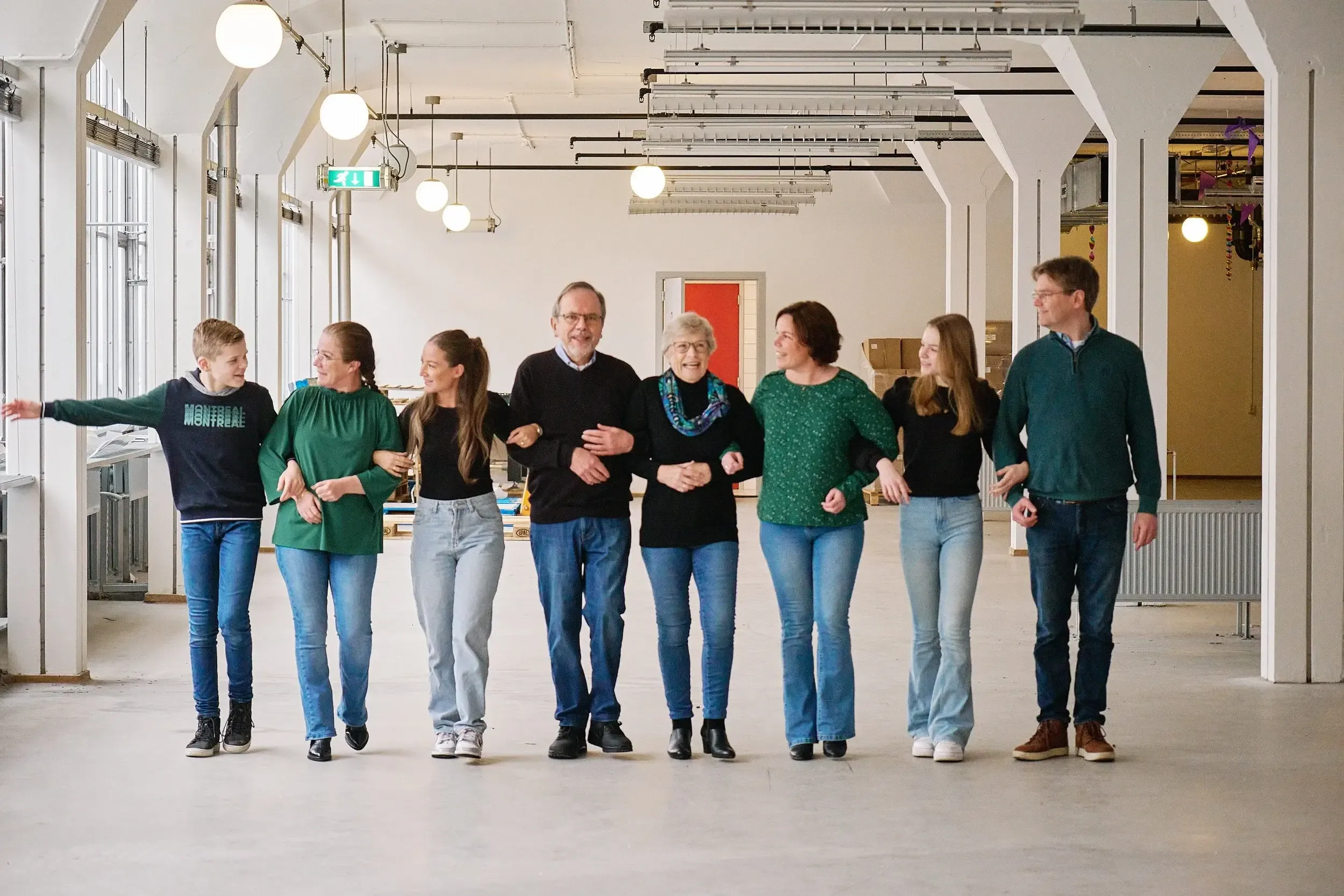 Unieke familie fotoshoot in de iconische Van Nelle Fabriek Rotterdam — foto 6