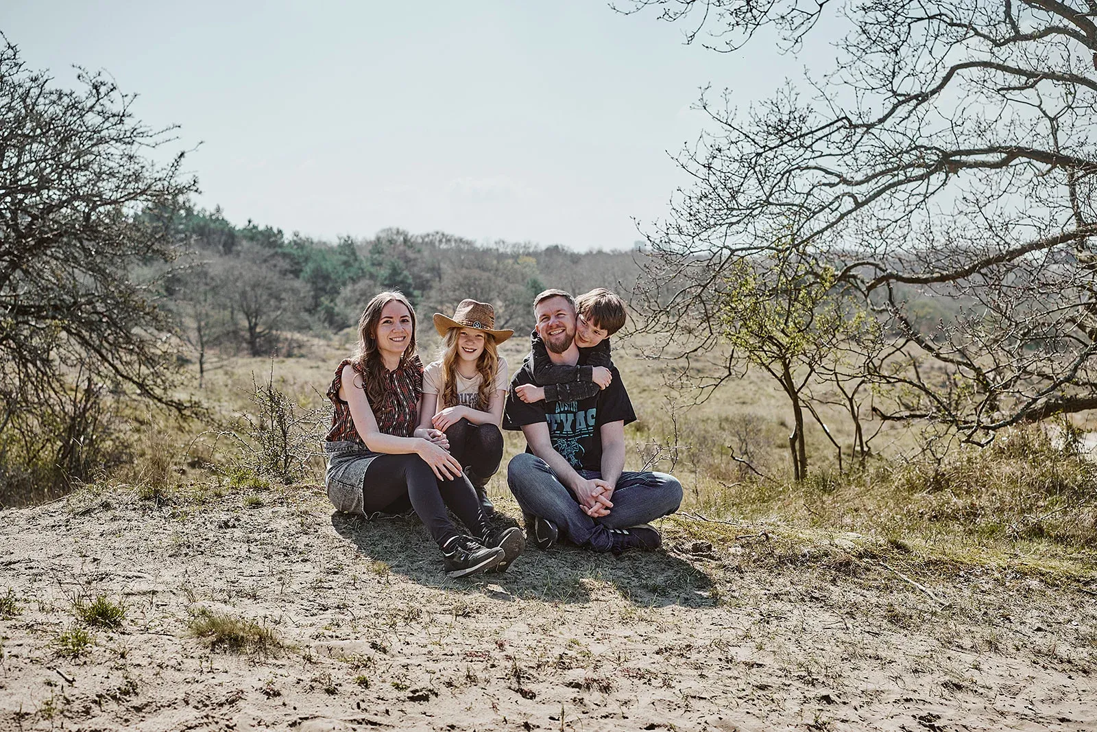 Fotoshoot gezin in Meijendel Wassenaar — foto 15