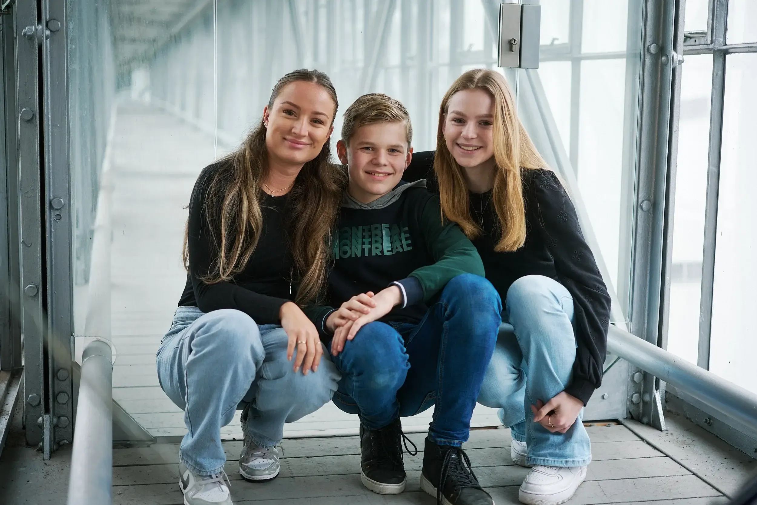 Unieke familie fotoshoot in de iconische Van Nelle Fabriek Rotterdam — foto 7