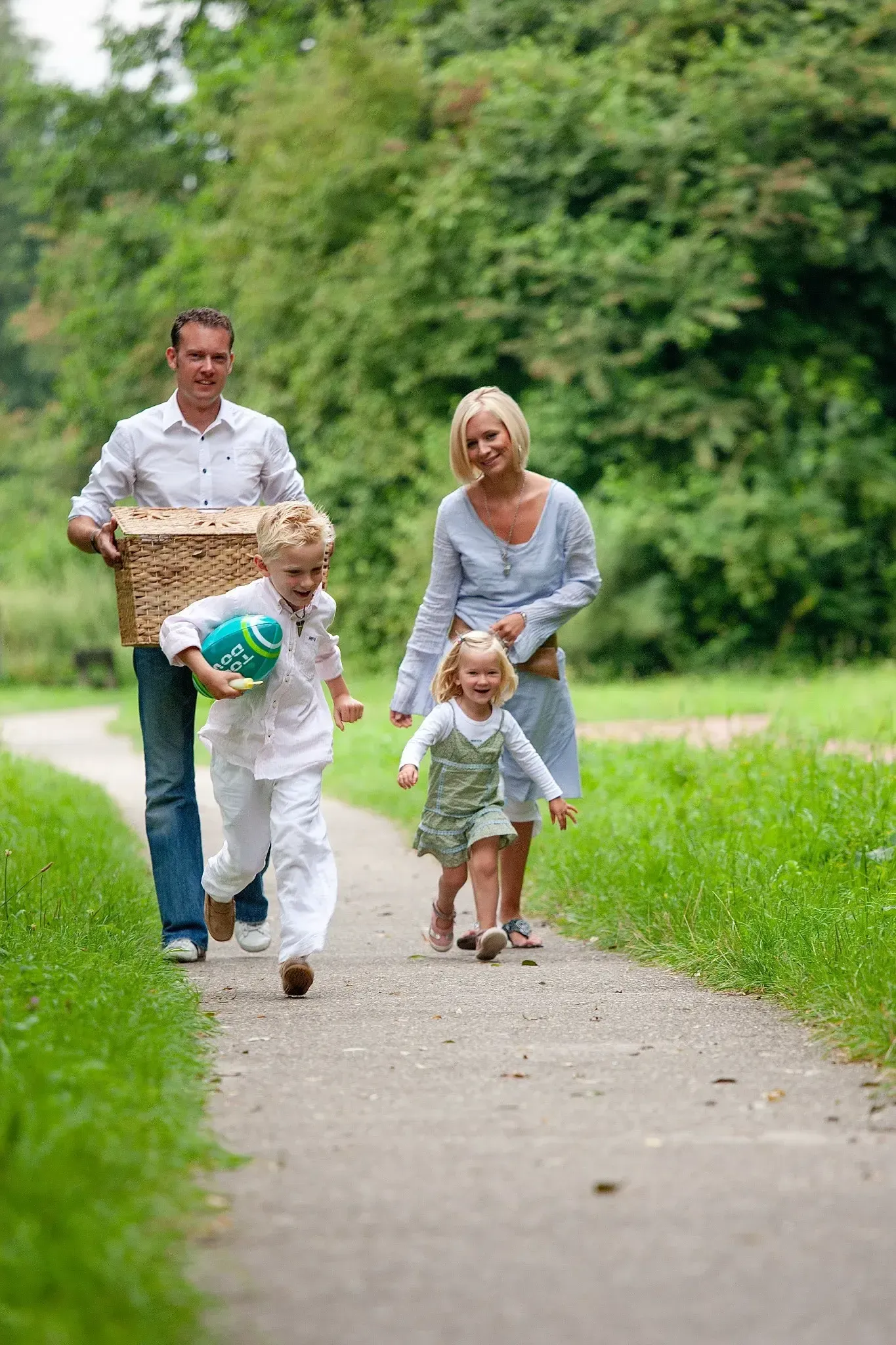 Familieshoot Westerpark picknicken met het gezin